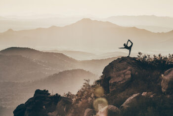 Kashmir yoga luisterlessen